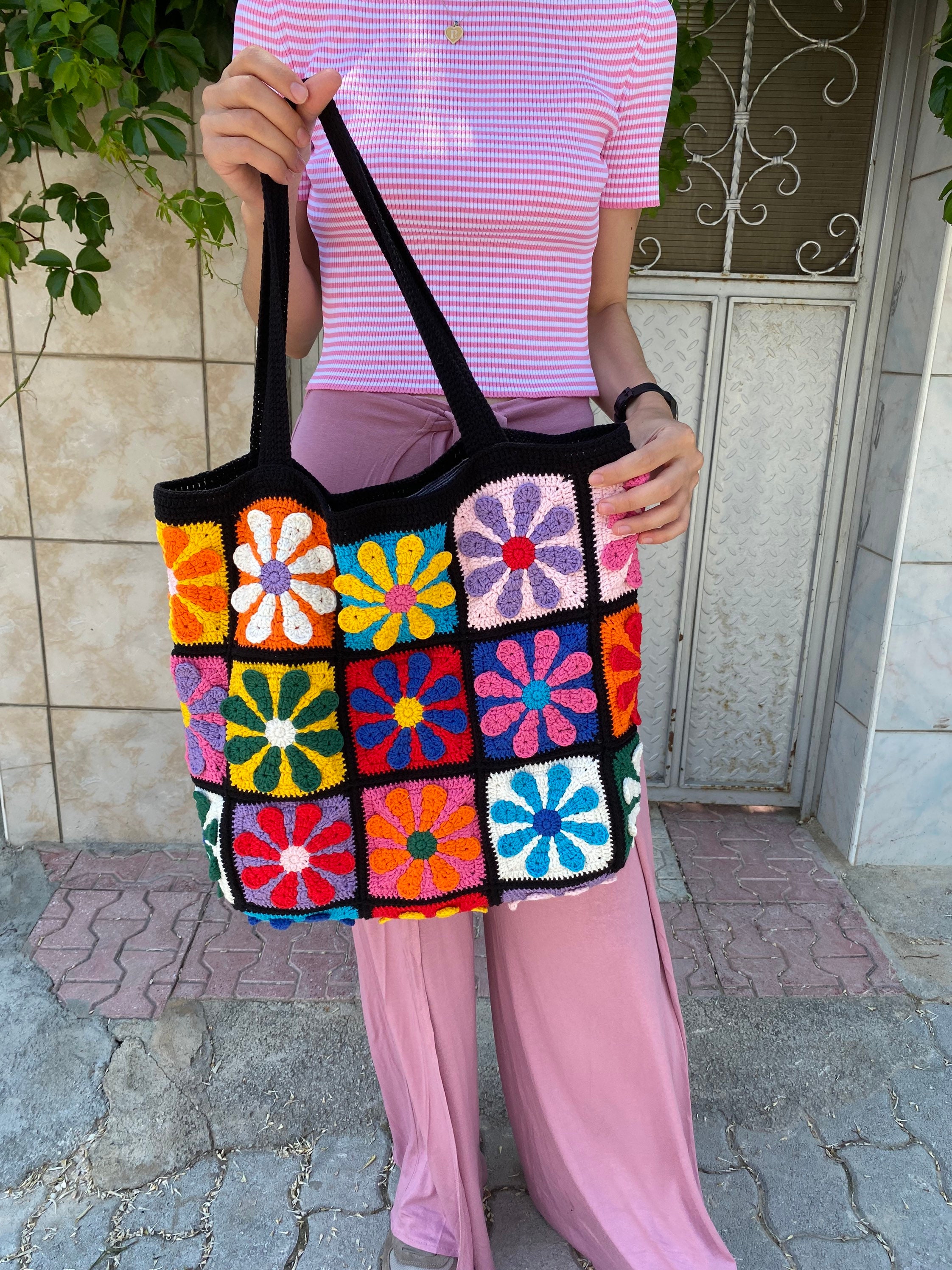 Afghan Crochet Bag, Stylish Granny Square Tote, Vintage Boho Shoulder Bag, Stylish Summer Bag, Fl... — photo 6 of 10