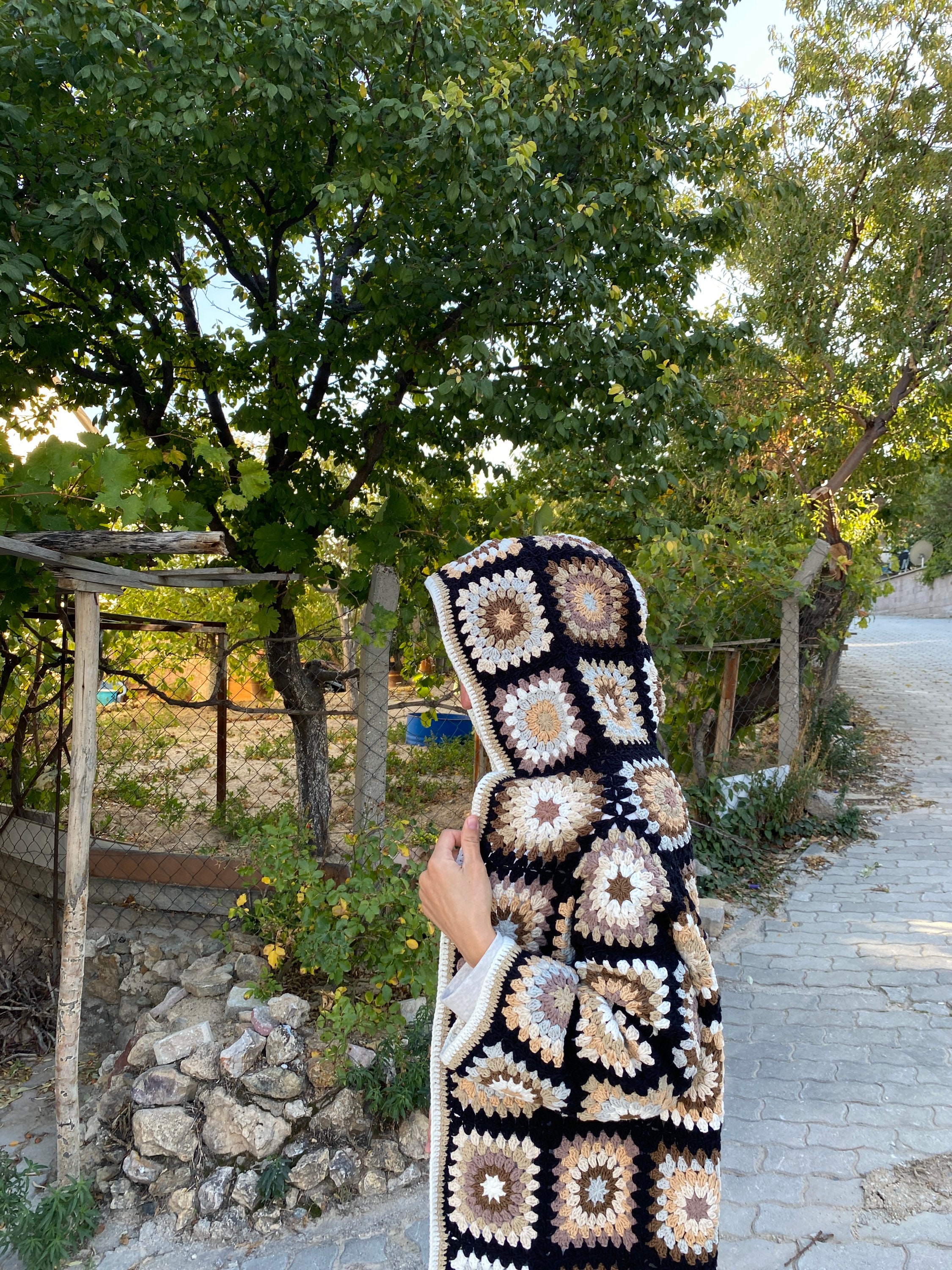 Black Hooded Granny Square Cardigan, Oversized Retro Long Sweater, Afghan Coat, Hippie Sweater, Hooded Cardigan, Boho Coat, Patchwork Jacket