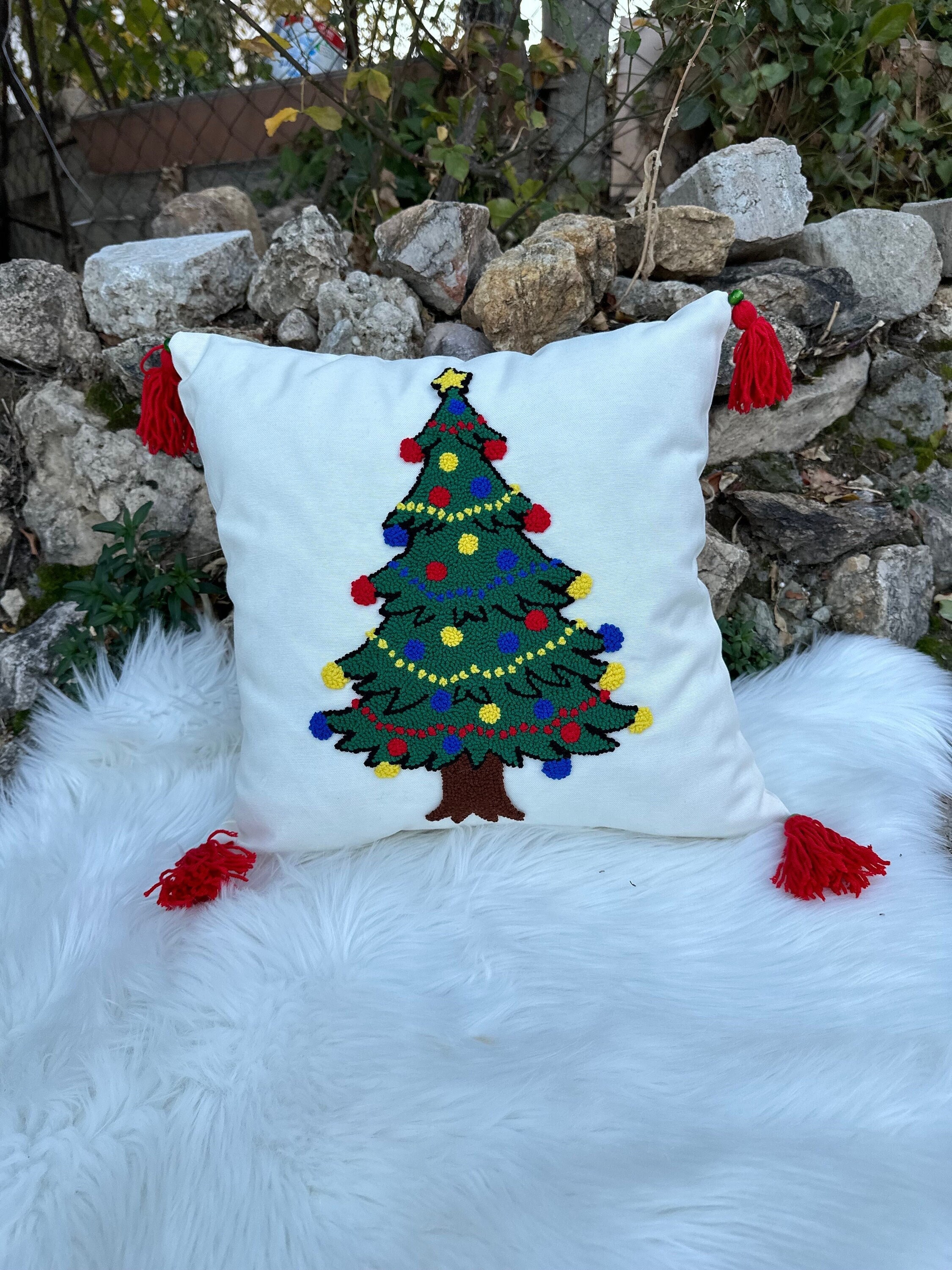 Christmas Tree Pillowcase, Embroidered Pillowcase, Pine Tree Decorated Gift, Christmas Decorated ... — photo 5 of 10