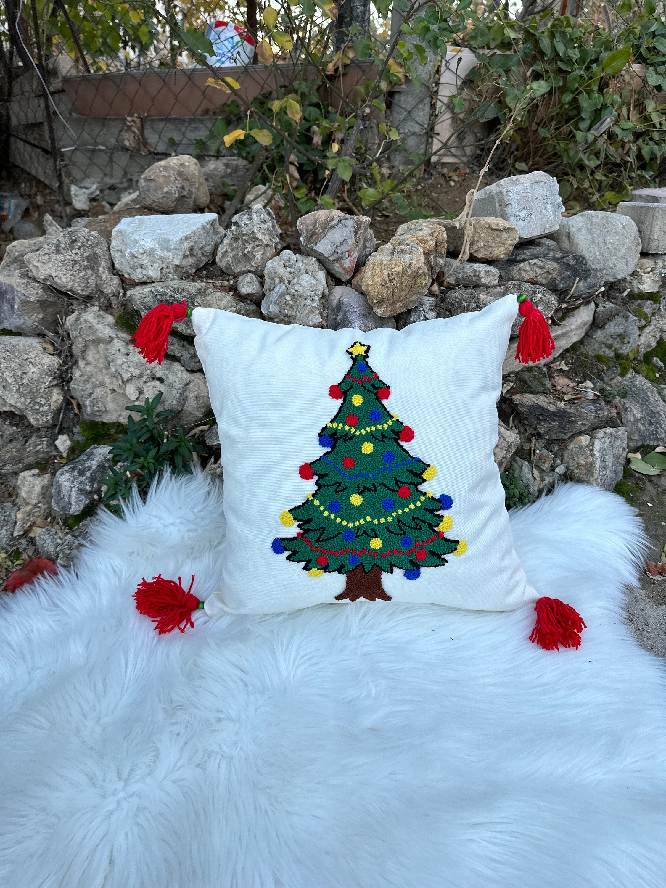 Christmas Tree Pillowcase, Embroidered Pillowcase, Pine Tree Decorated Gift, Christmas Decorated ... — photo 6 of 10