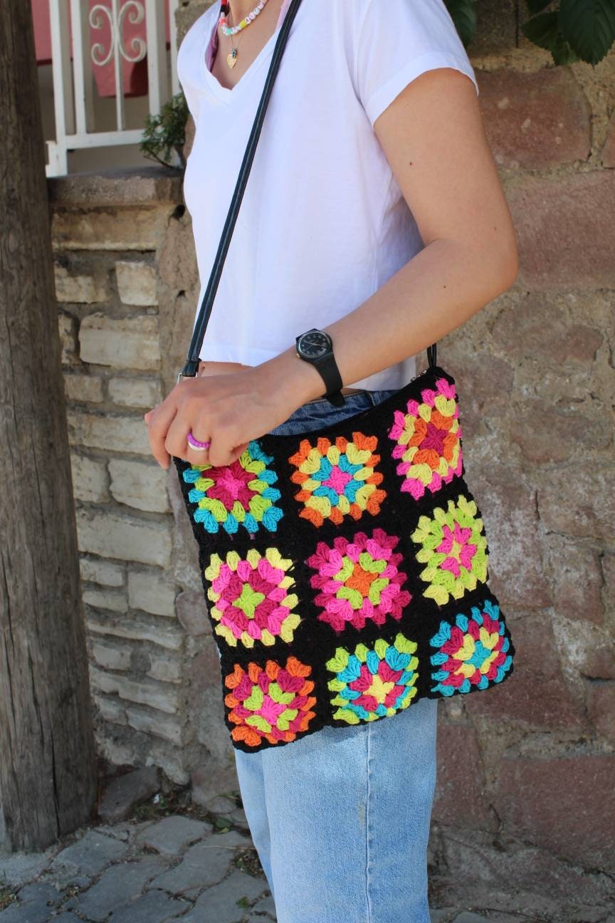 Crochet Bag, Granny Square Bag, Crochet Purse, Boho Bag, Crochet Tote Bag, Hippie Bag, Vintage St... — photo 4 of 10