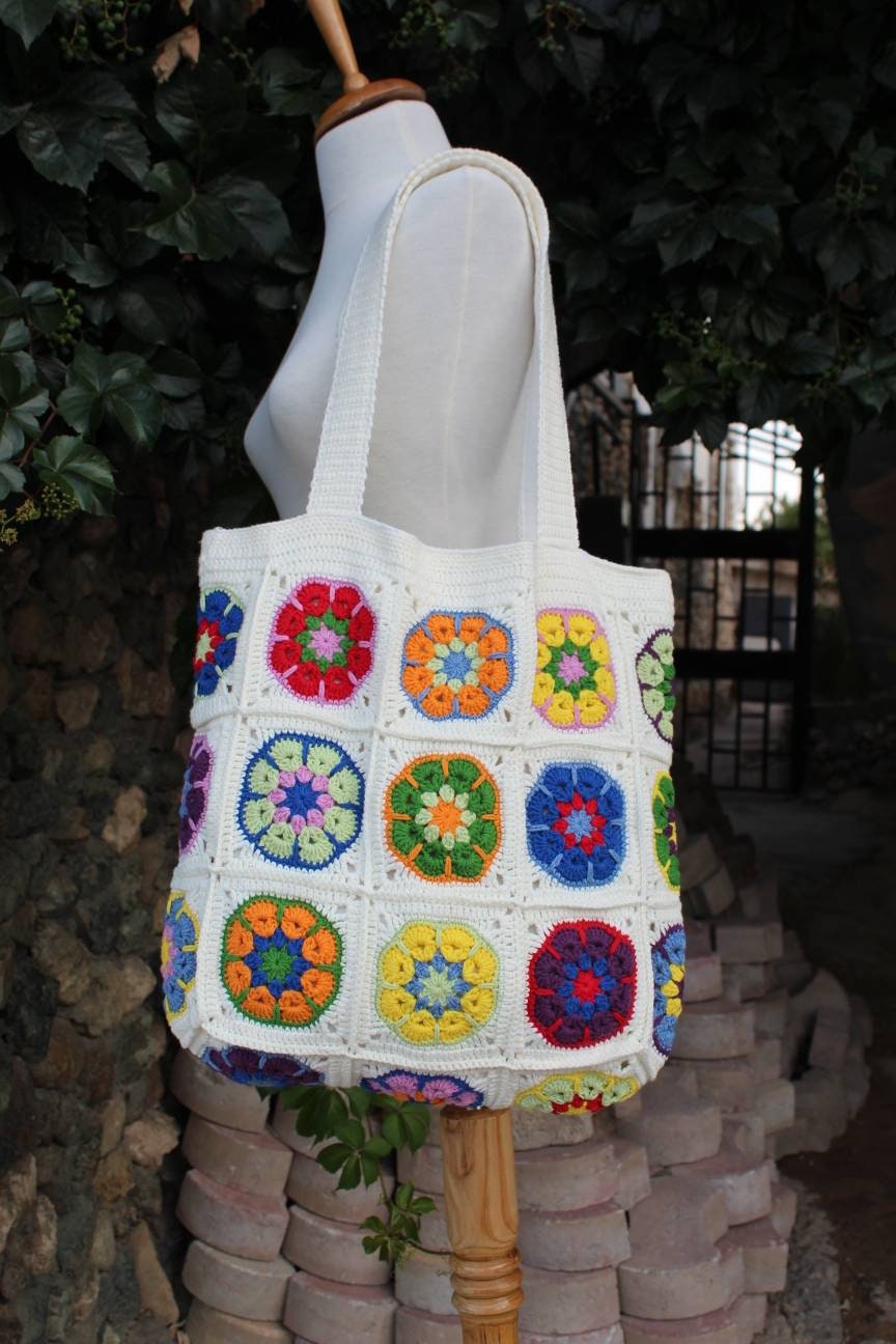 Crochet Daisy Bag, Granny Square Bag, Boho Bag, Afghan Crochet, Hippie Bag, Tote Bag, Shoulder Ba... — photo 3 of 10
