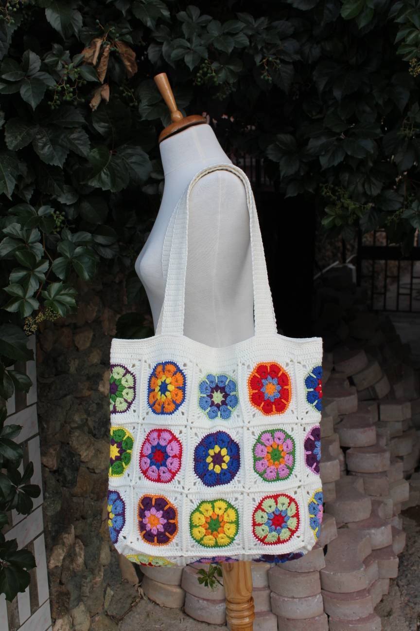 Crochet Daisy Bag, Granny Square Bag, Boho Bag, Afghan Crochet, Hippie Bag, Tote Bag, Shoulder Ba... — photo 5 of 10