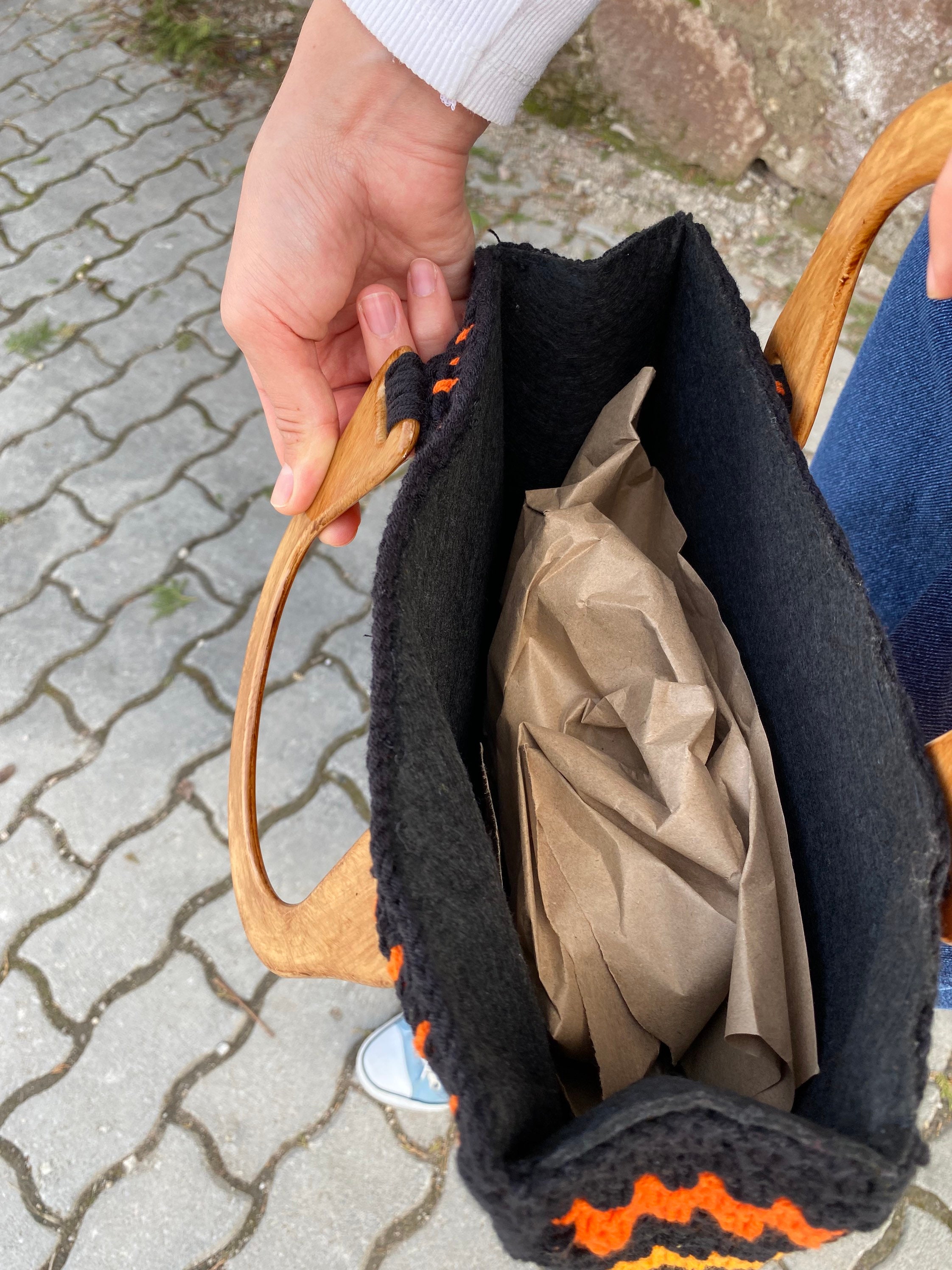 Crochet Sunflower Handlebag, Granny Square Hand Bag, Hobo Bag, Afghan Bag, Granny Square Purse, F... — photo 5 of 10