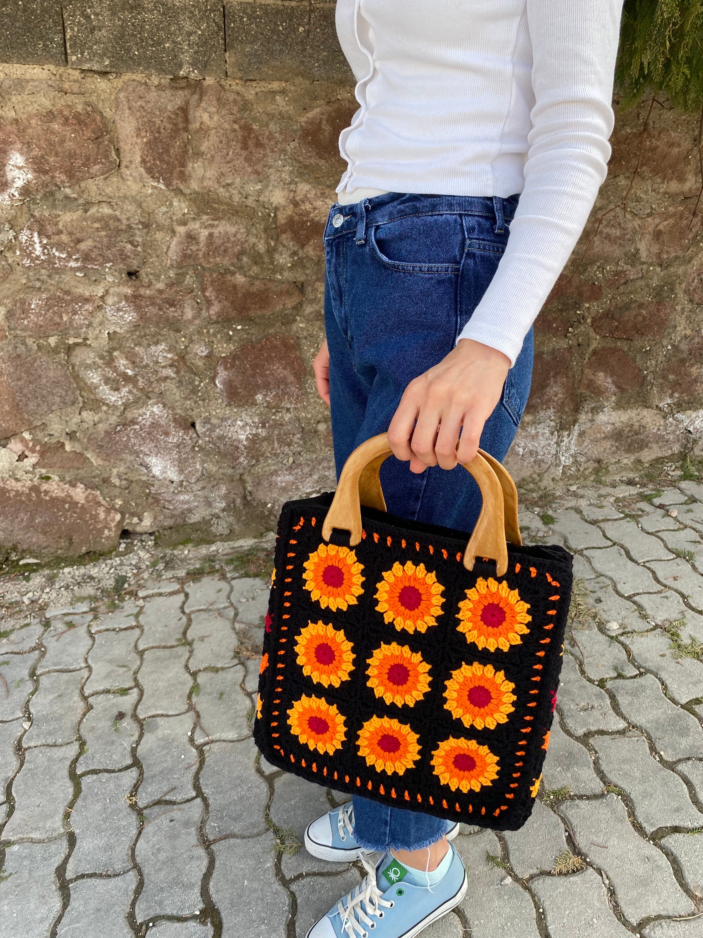 Crochet Sunflower Handlebag, Granny Square Hand Bag, Hobo Bag, Afghan Bag, Granny Square Purse, F... — photo 7 of 10