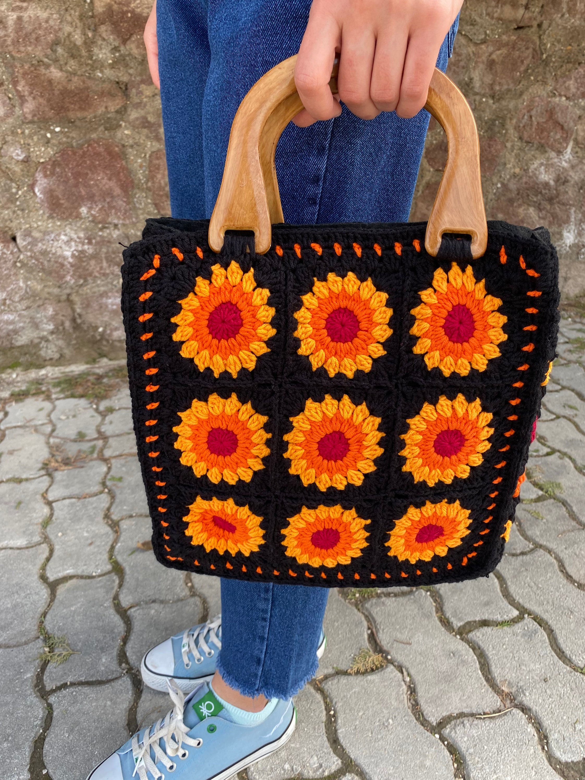 Crochet Sunflower Handlebag, Granny Square Hand Bag, Hobo Bag, Afghan Bag, Granny Square Purse, F... — photo 3 of 10