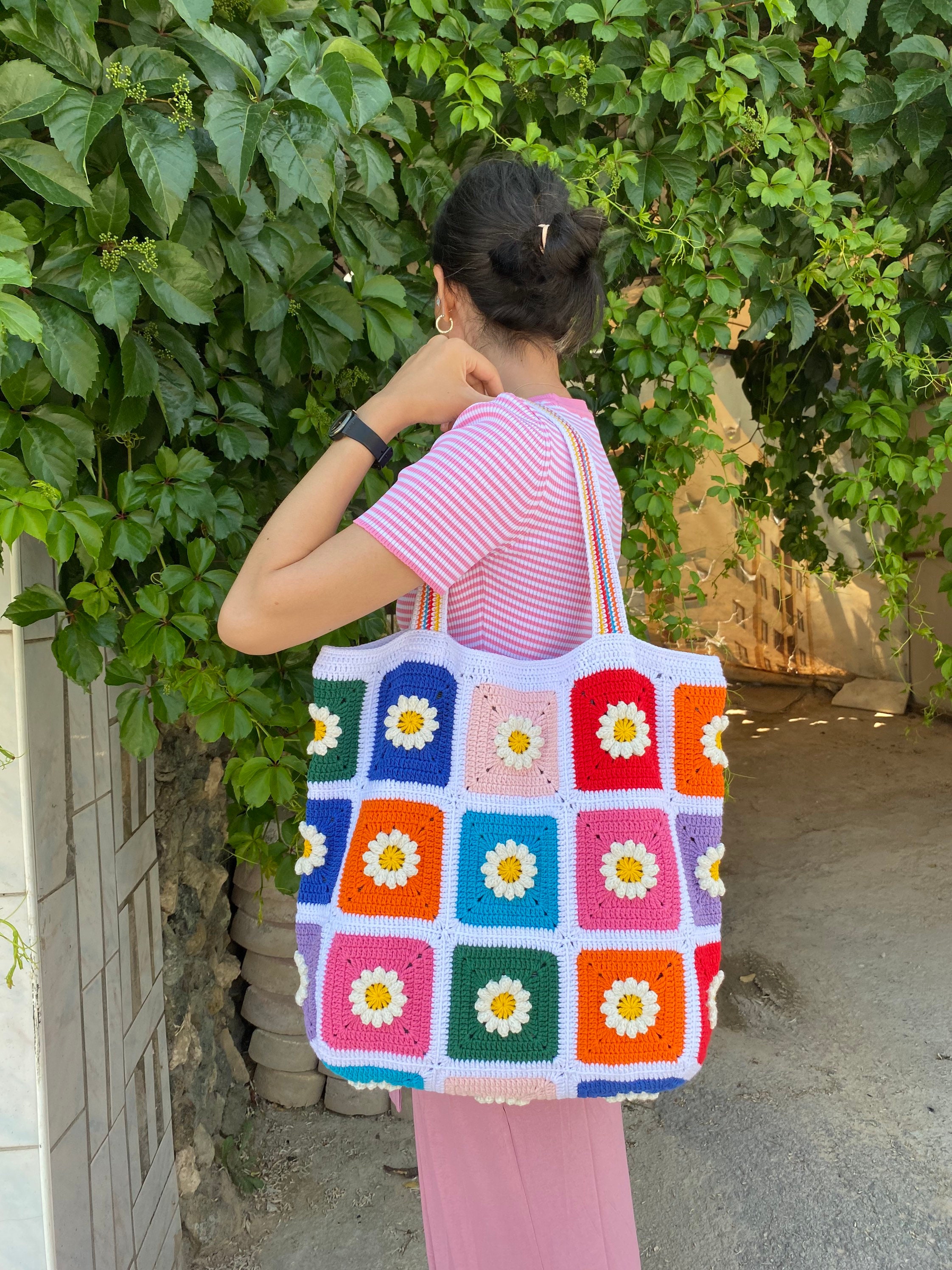 Daisy Knitted Bag, Crochet Bag, Granny Square Bag, Afghan Bag, Crochet Tote Bag, Summer Bag, Gran... — photo 6 of 10