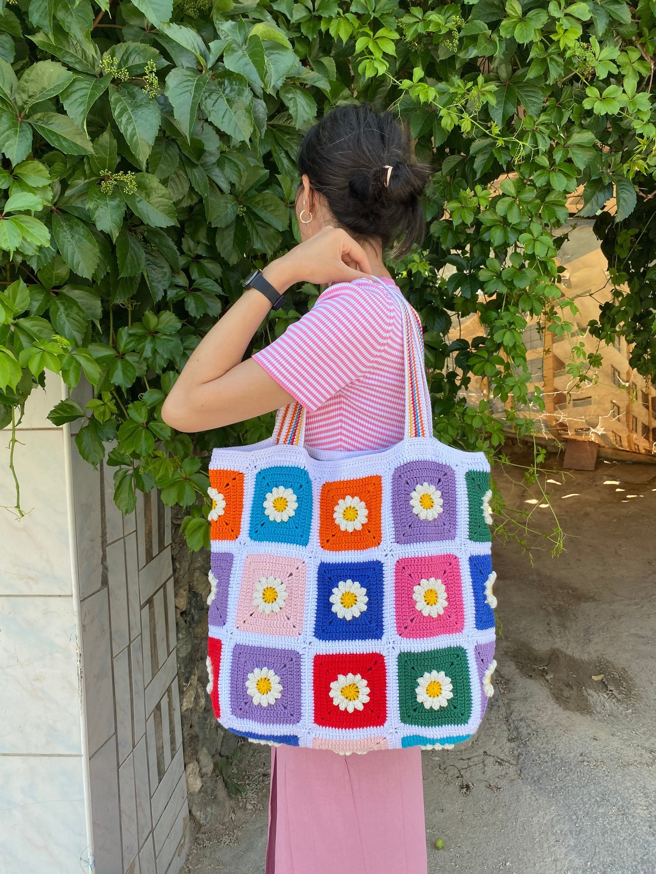 Daisy Knitted Bag, Crochet Bag, Granny Square Bag, Afghan Bag, Crochet Tote Bag, Summer Bag, Gran... — photo 2 of 10