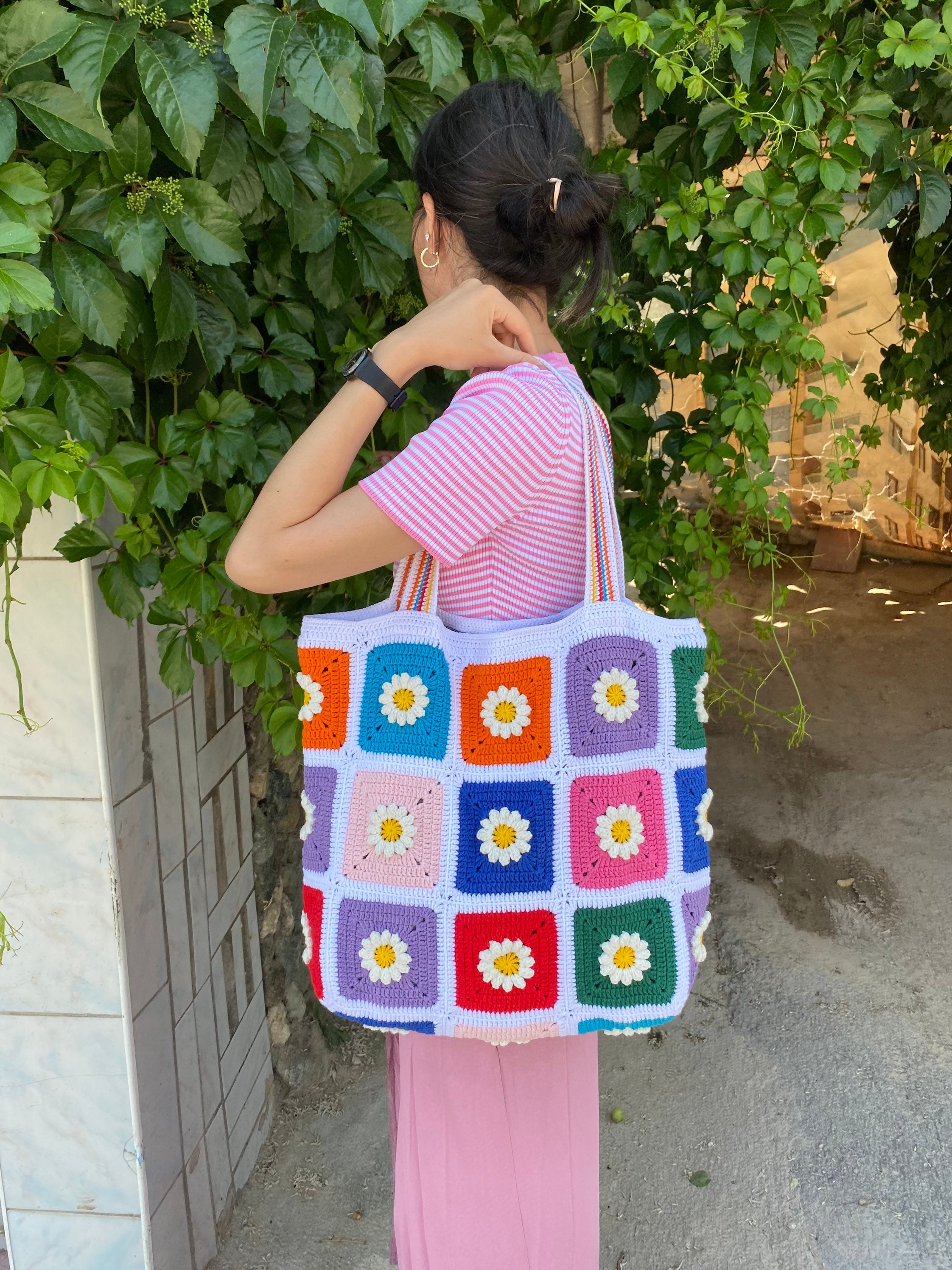 Daisy Knitted Bag, Crochet Bag, Granny Square Bag, Afghan Bag, Crochet Tote Bag, Summer Bag, Gran... — photo 7 of 10