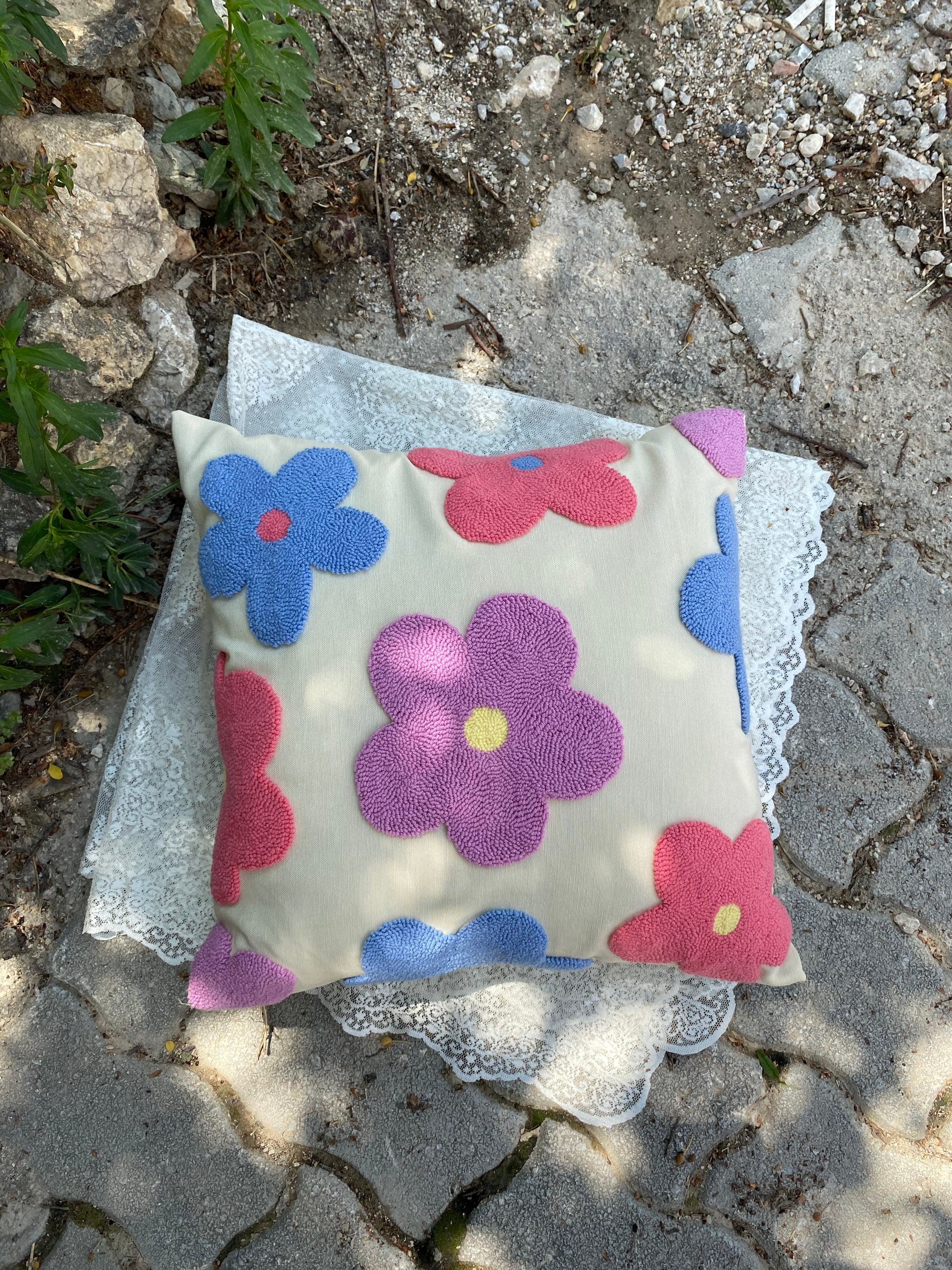 Daisy Punch Needle Pillow, Unique Embroidered Cushion Cover, Pillow Cover, Handmade Punch Pillow,... — photo 5 of 10