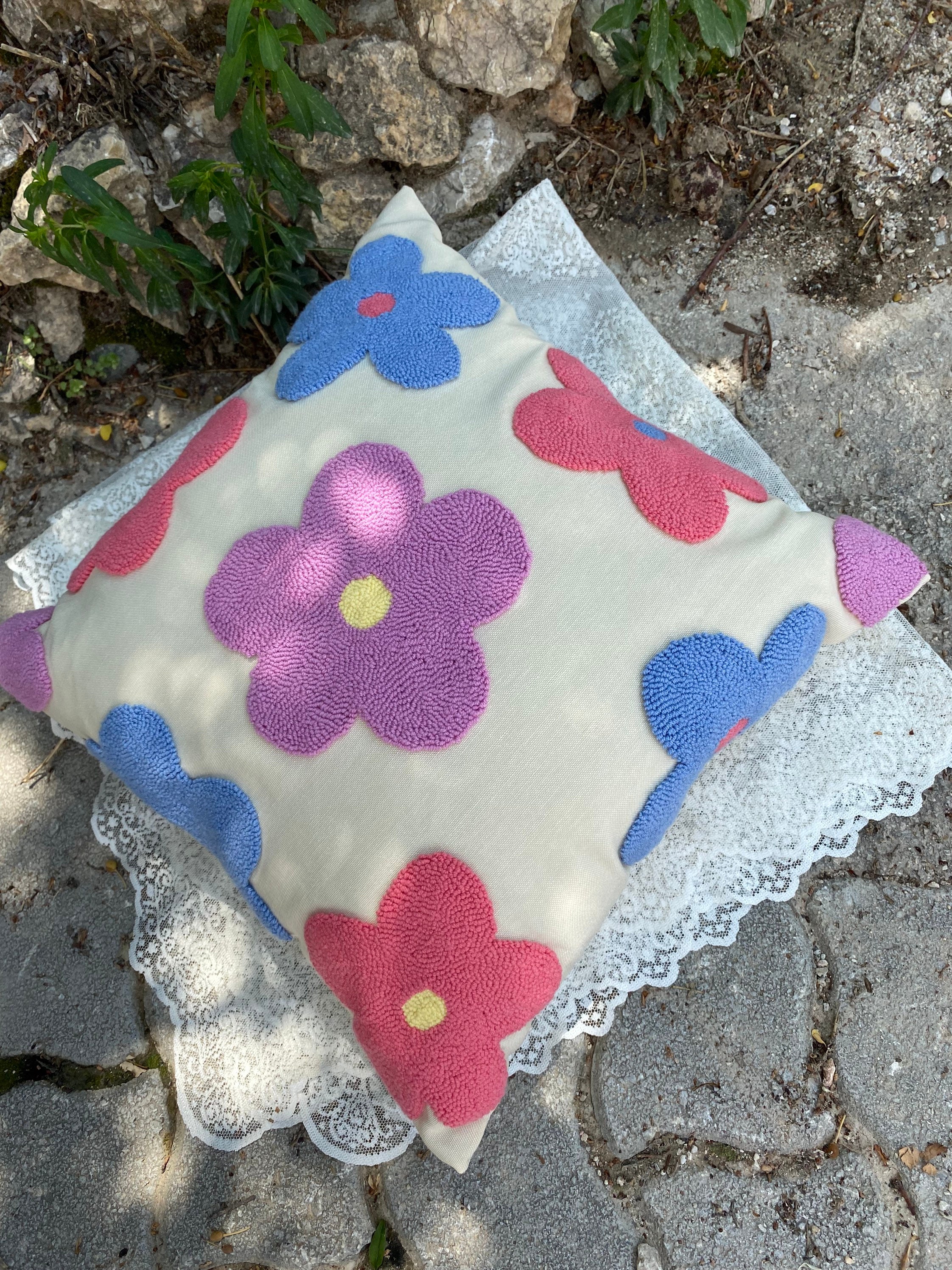 Daisy Punch Needle Pillow, Unique Embroidered Cushion Cover, Pillow Cover, Handmade Punch Pillow,... — photo 6 of 10