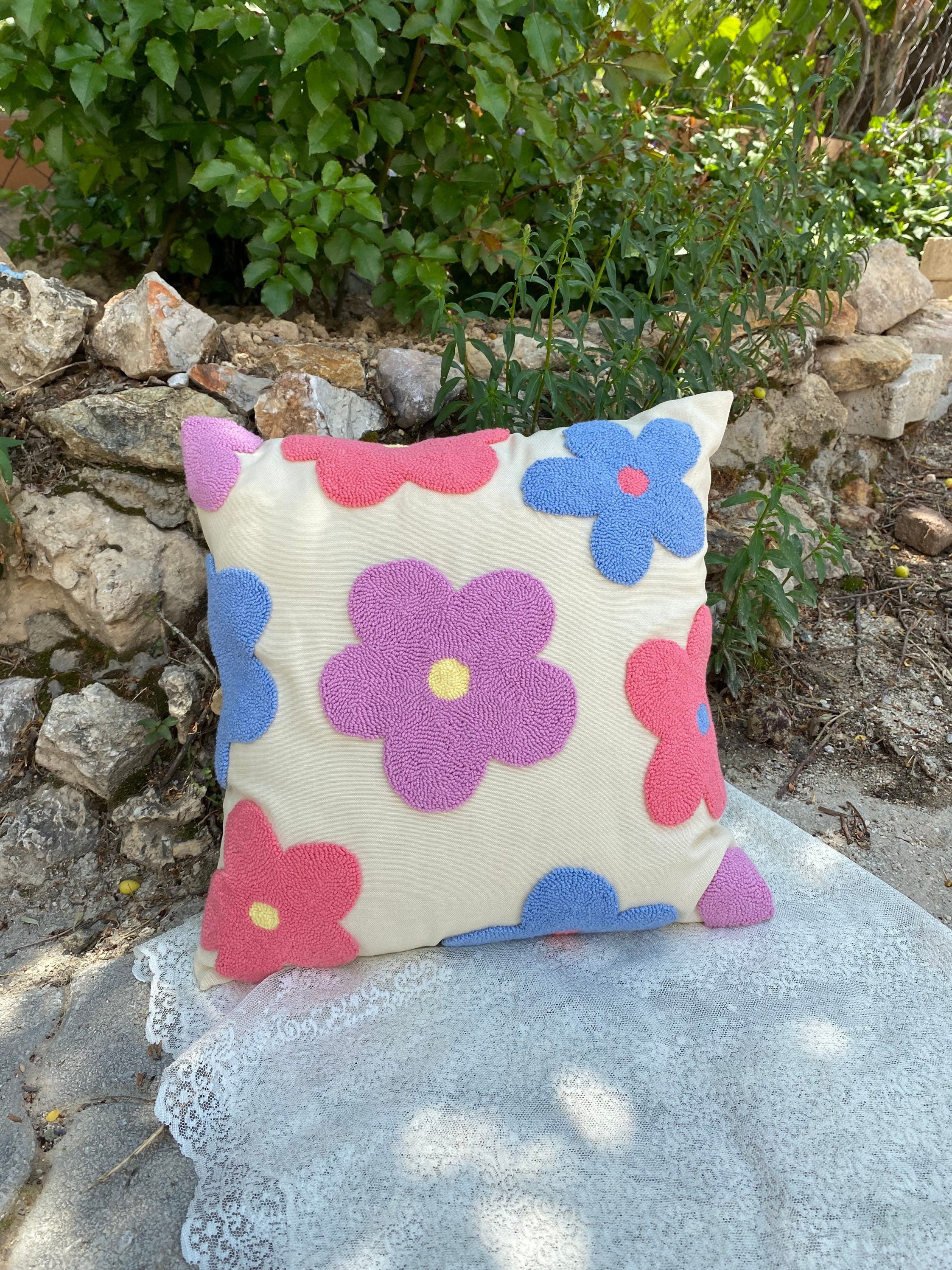 Daisy Punch Needle Pillow, Unique Embroidered Cushion Cover, Pillow Cover, Handmade Punch Pillow,... — photo 2 of 10