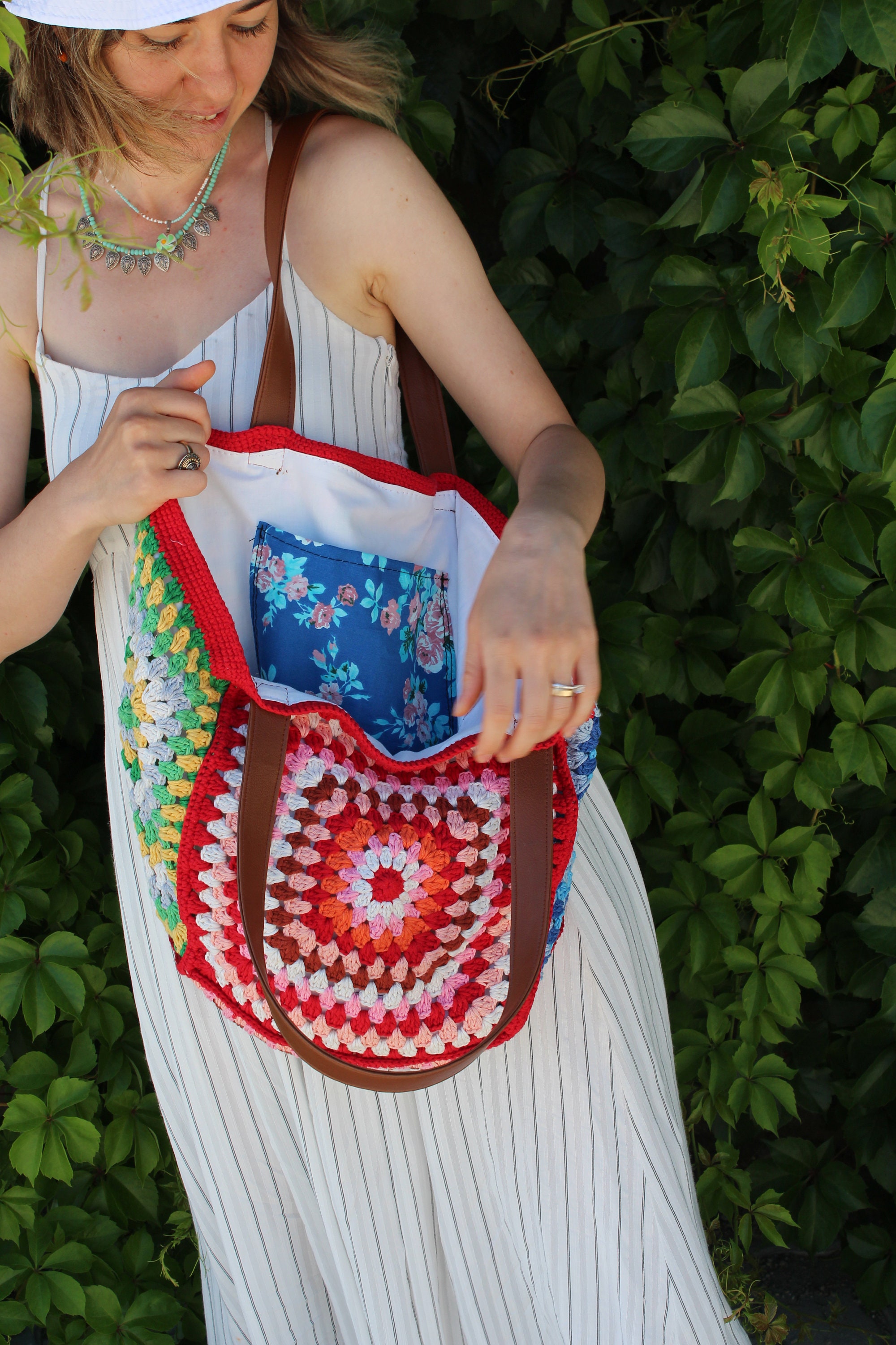 Granny Square Bag, Crochet Purse, Crochet Tote Bag, Retro Style, Vintage Style, Crochet Afghan Bag, Gift for Her, Crochet Shoulder Bag