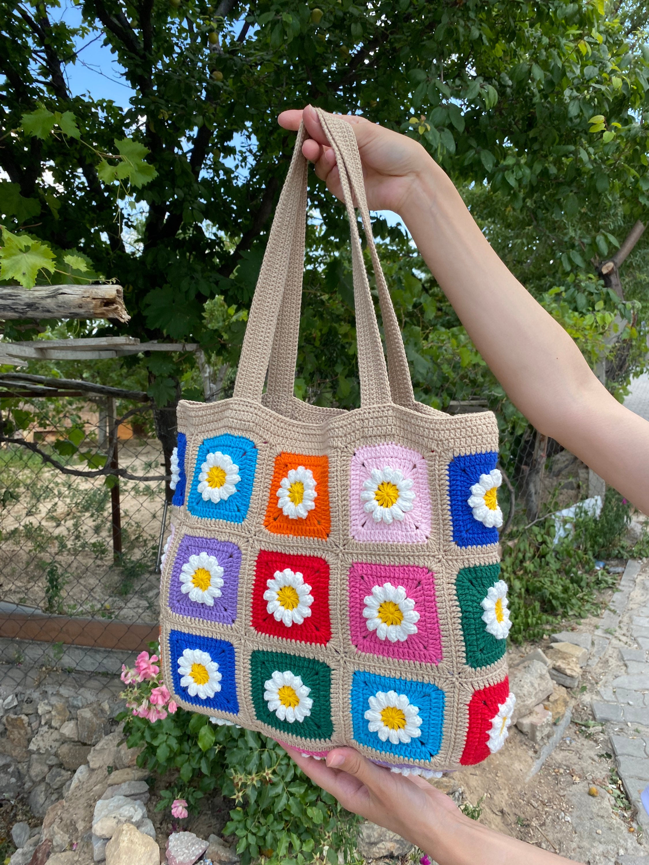 Granny Square Bag, Daisy Crochet Bag, Cotton Beige Bag, Floral Afghan Bag, Boho Bag, Vintage Style, Hippie Bag, Granny Square Shoulder Bag