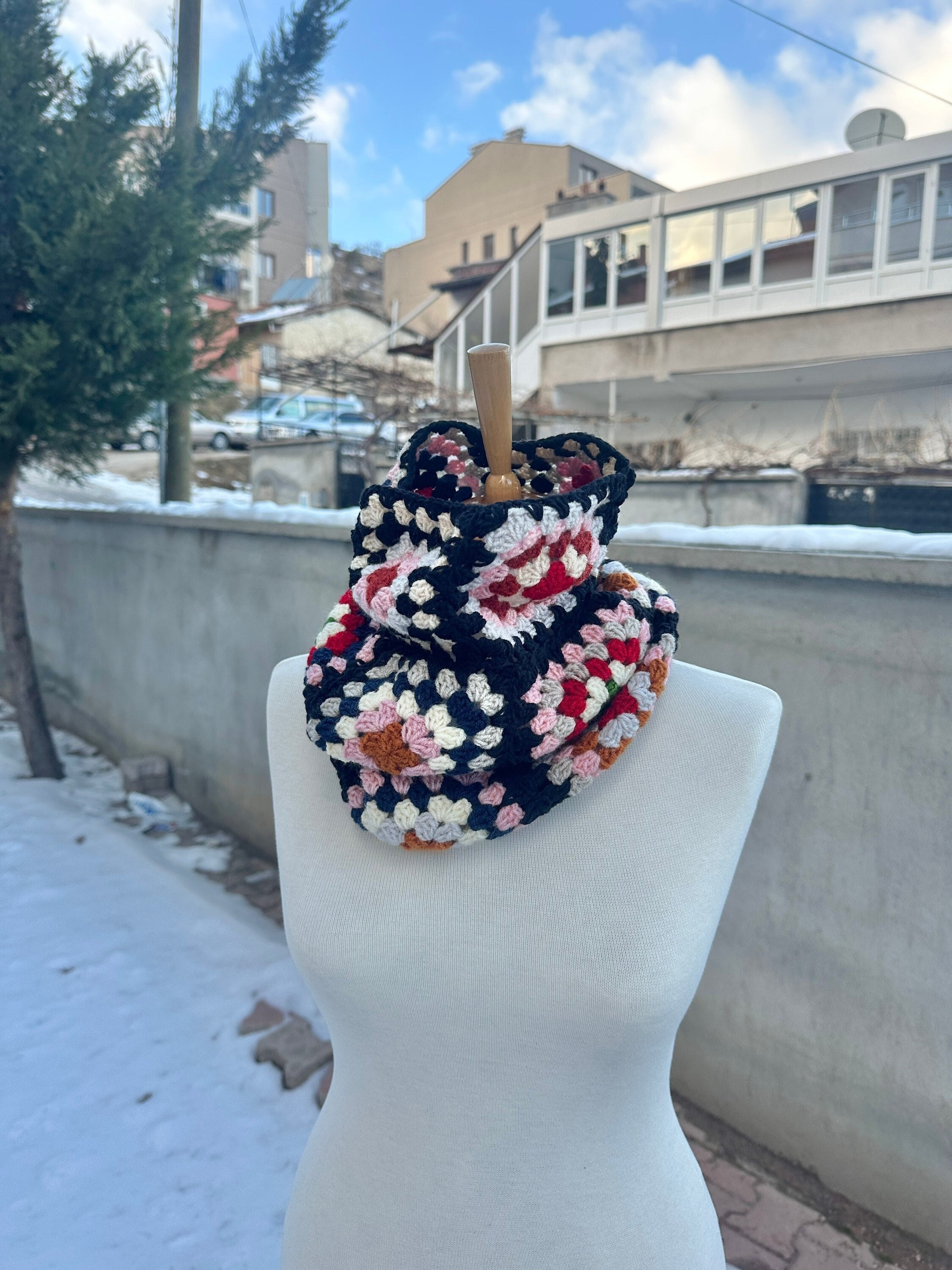 Granny Square Neck Warmer, Crochet Boho Collar, Neck Accessories, Granny Square Neckpiece, Woolen... — photo 7 of 10