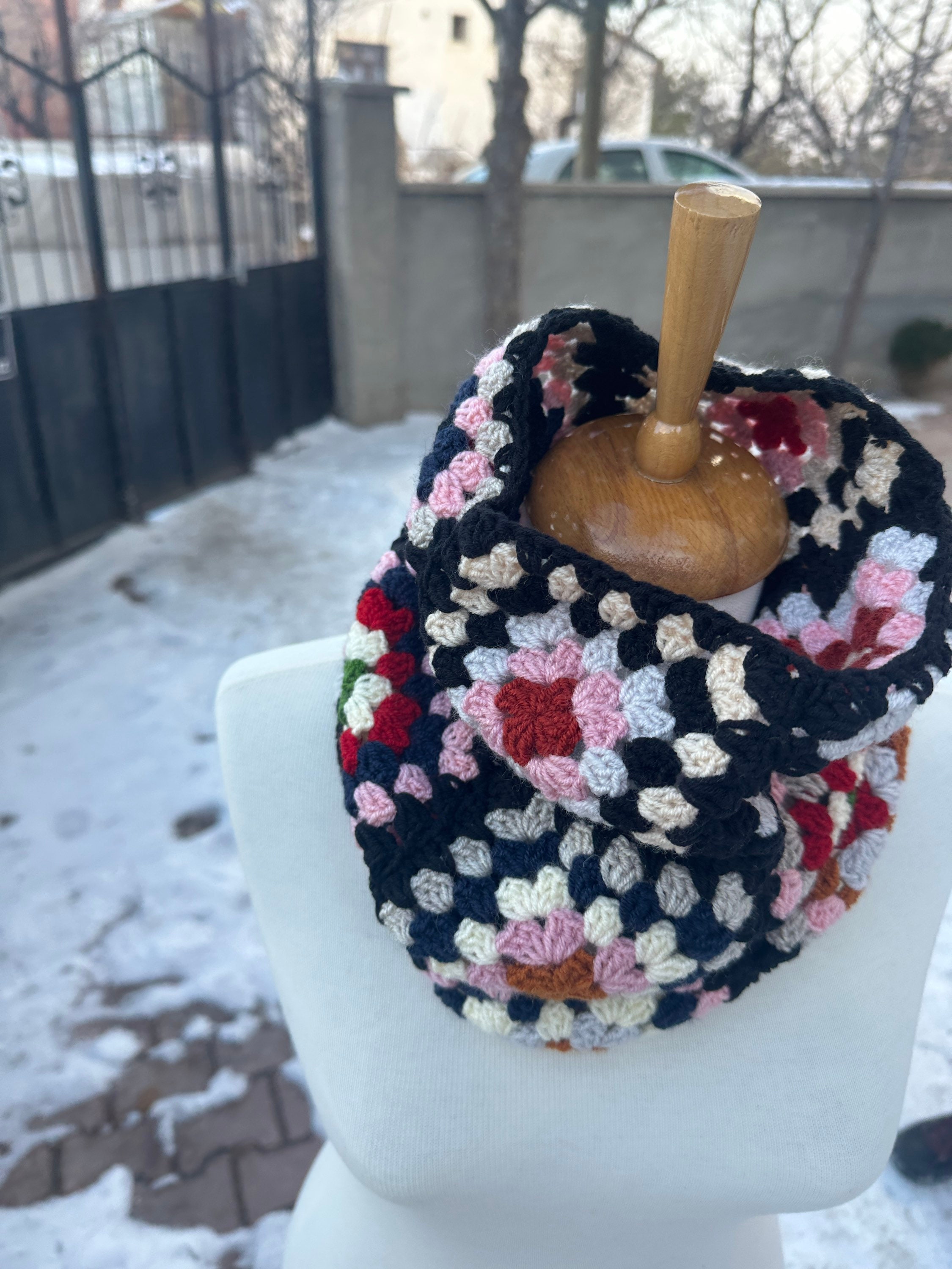 Granny Square Neck Warmer, Crochet Boho Collar, Neck Accessories, Granny Square Neckpiece, Woolen... — photo 3 of 10