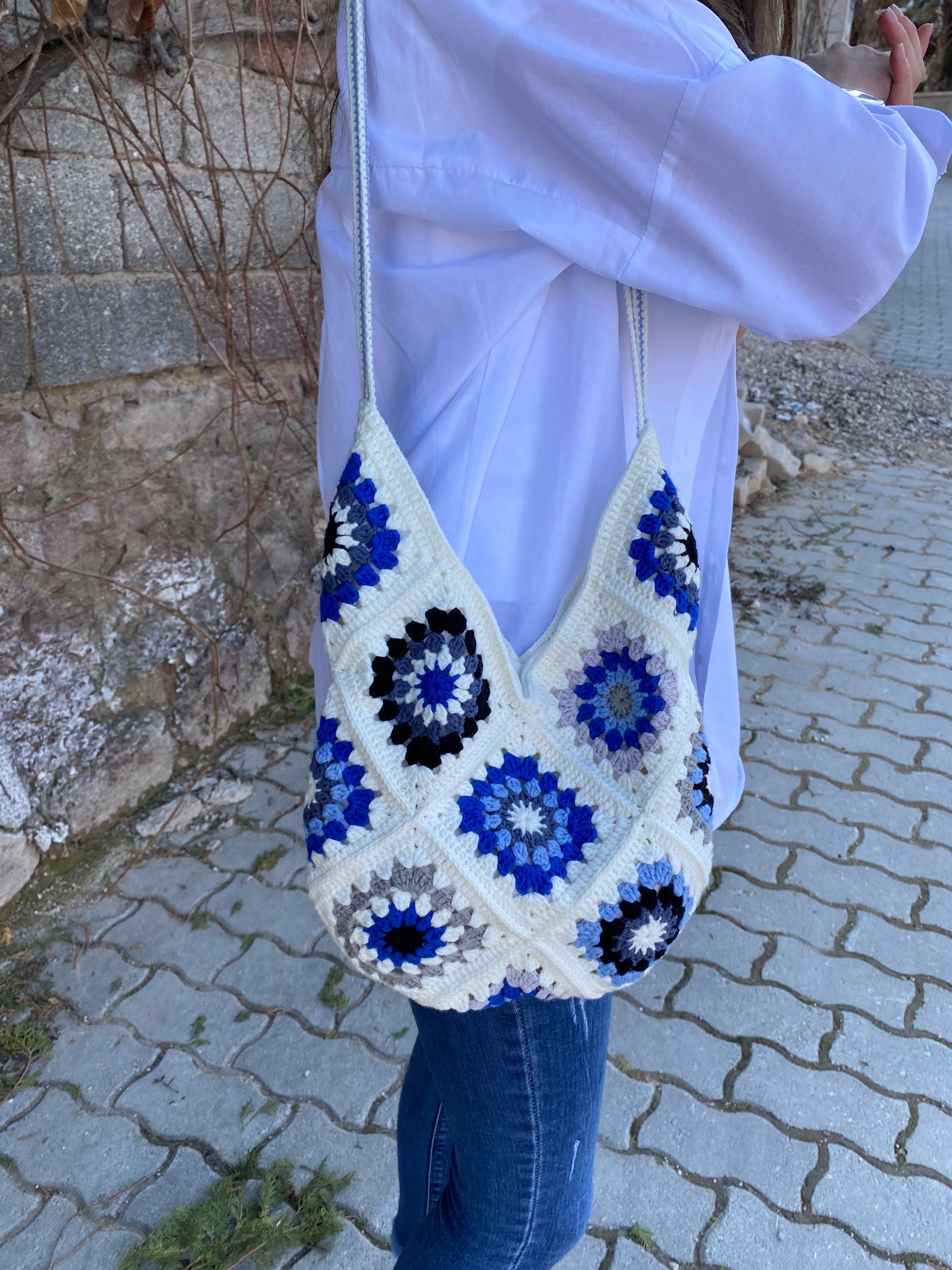 Granny Square White Blue Bag, Crochet Purse, Afgan Crochet Bag, Beach Bag, Summer Bag, Boho Bag, ... — photo 7 of 10