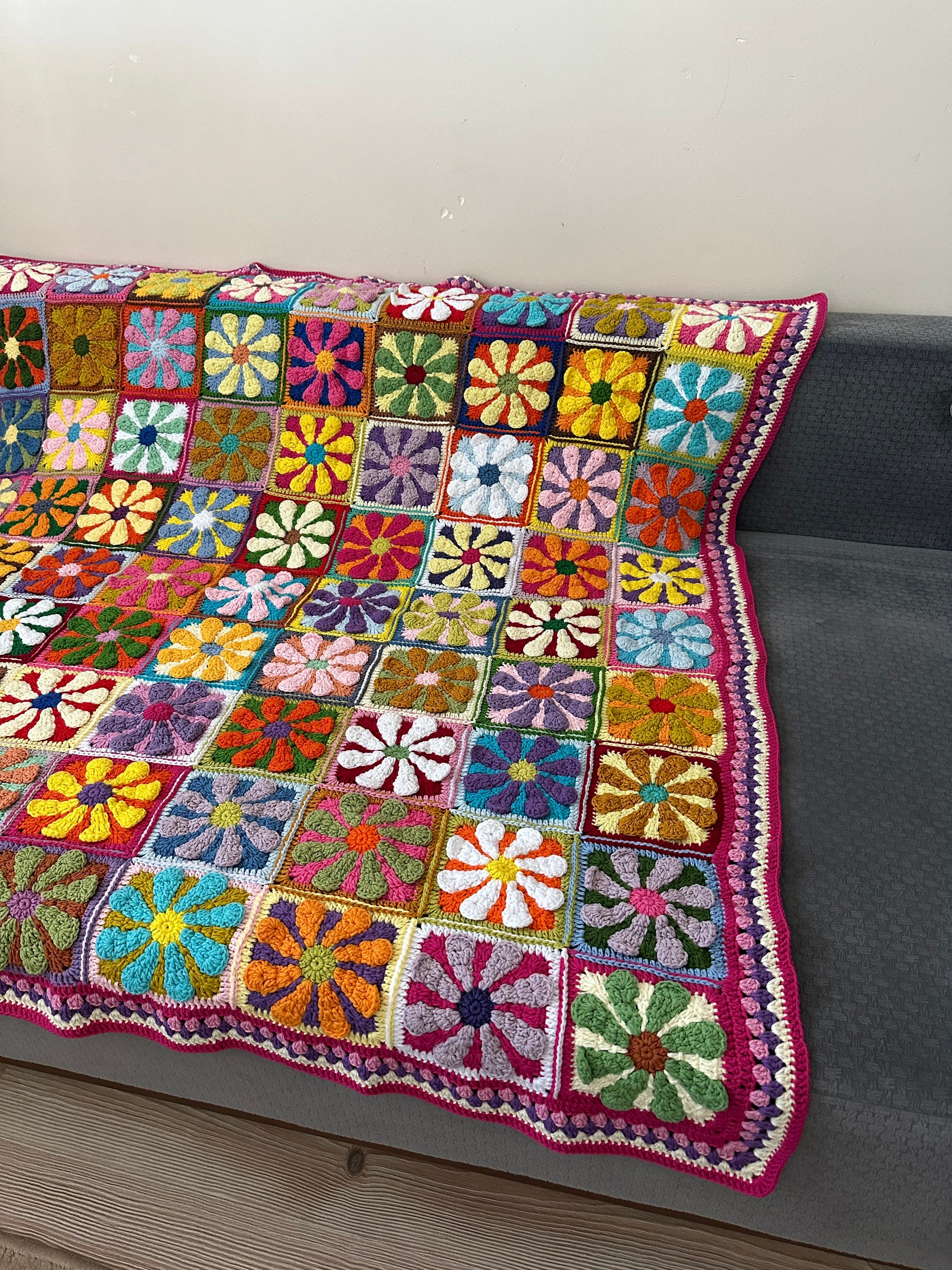 Handmade Crochet Daisy Bedspread: Vintage Floral Granny Squares Blanket for a Cozy and Elegant Ho... — photo 6 of 10