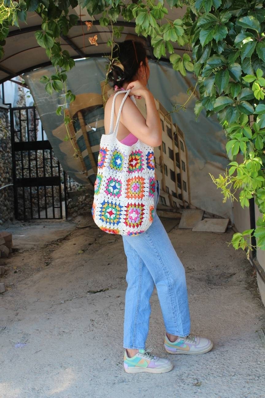 Hippie Shoulder Bag, Large Bohemian Multi-colored Granny Square, Vintage-style Handmade Afghan Cr... — photo 5 of 10