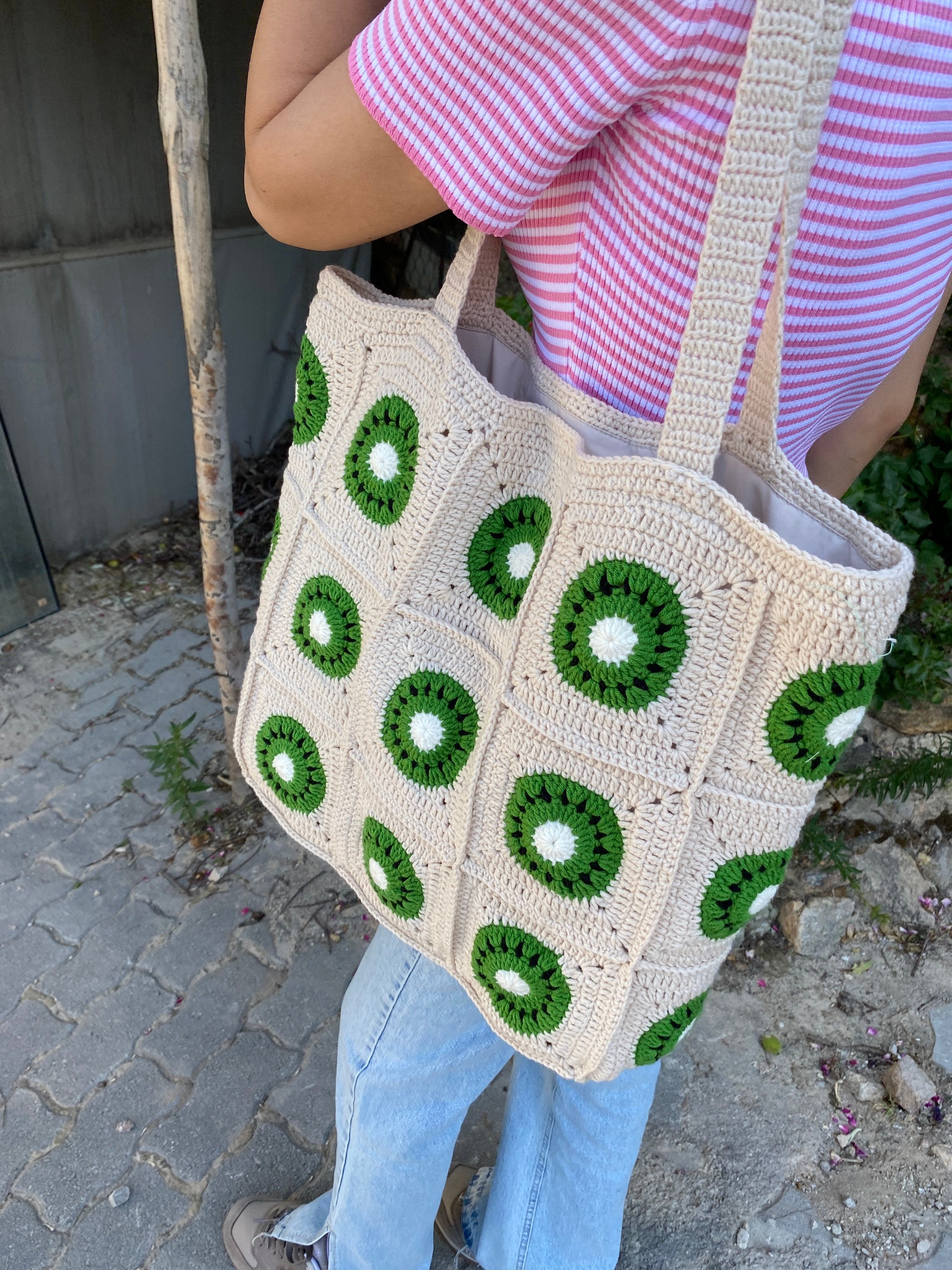 Knit Kiwi Summer Bag, Crochet Fruit Themed Beach Bag, Granny Square Shoulder Purse, Flamboyant Ha... — photo 4 of 10