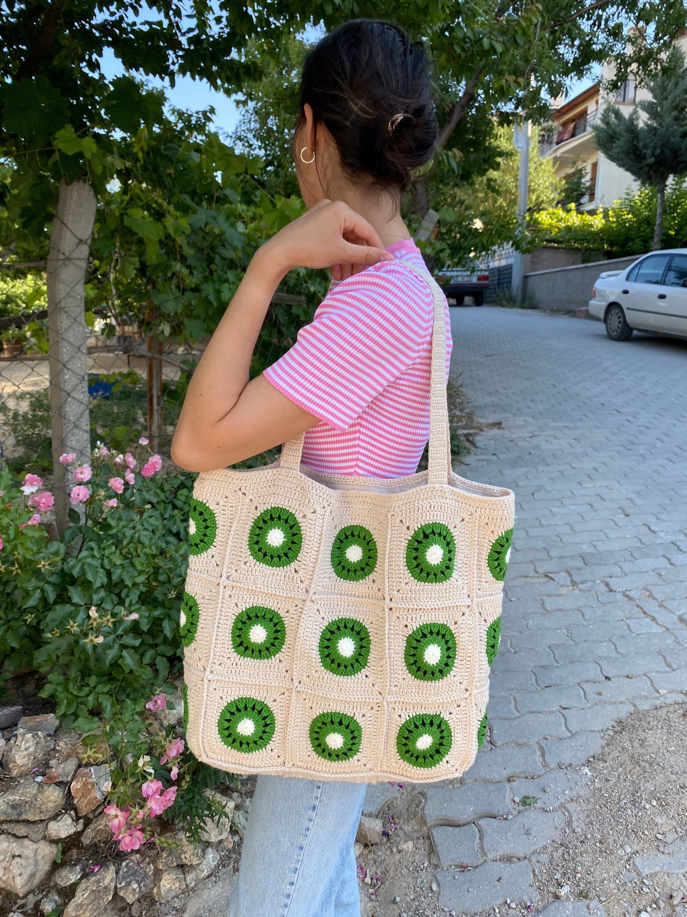 Knit Kiwi Summer Bag, Crochet Fruit Themed Beach Bag, Granny Square Shoulder Purse, Flamboyant Handmade Vintage Comfortable Outfit Accessory