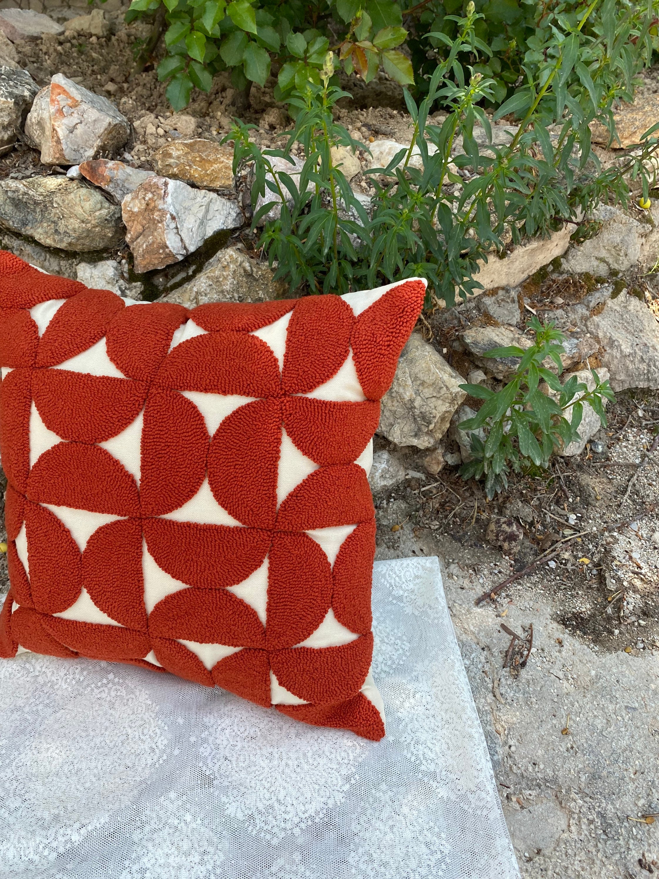 Punch Needle Pillow Cover, Pillow Case, Decorative Embroidered Cushion Cover, Pillow Covers, Geom... — photo 4 of 10