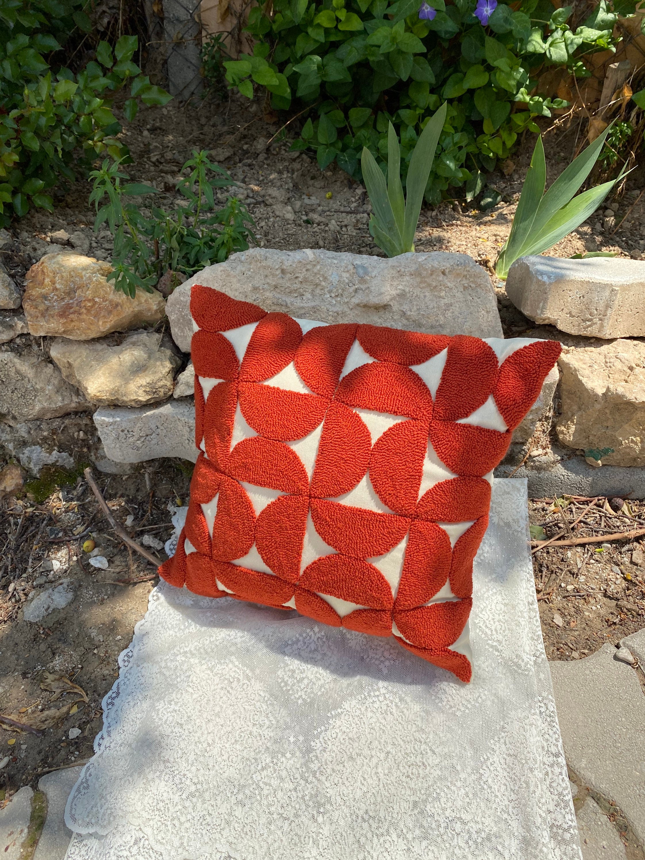 Punch Needle Pillow Cover, Pillow Case, Decorative Embroidered Cushion Cover, Pillow Covers, Geometric Embroidery Rug, Unique Gift