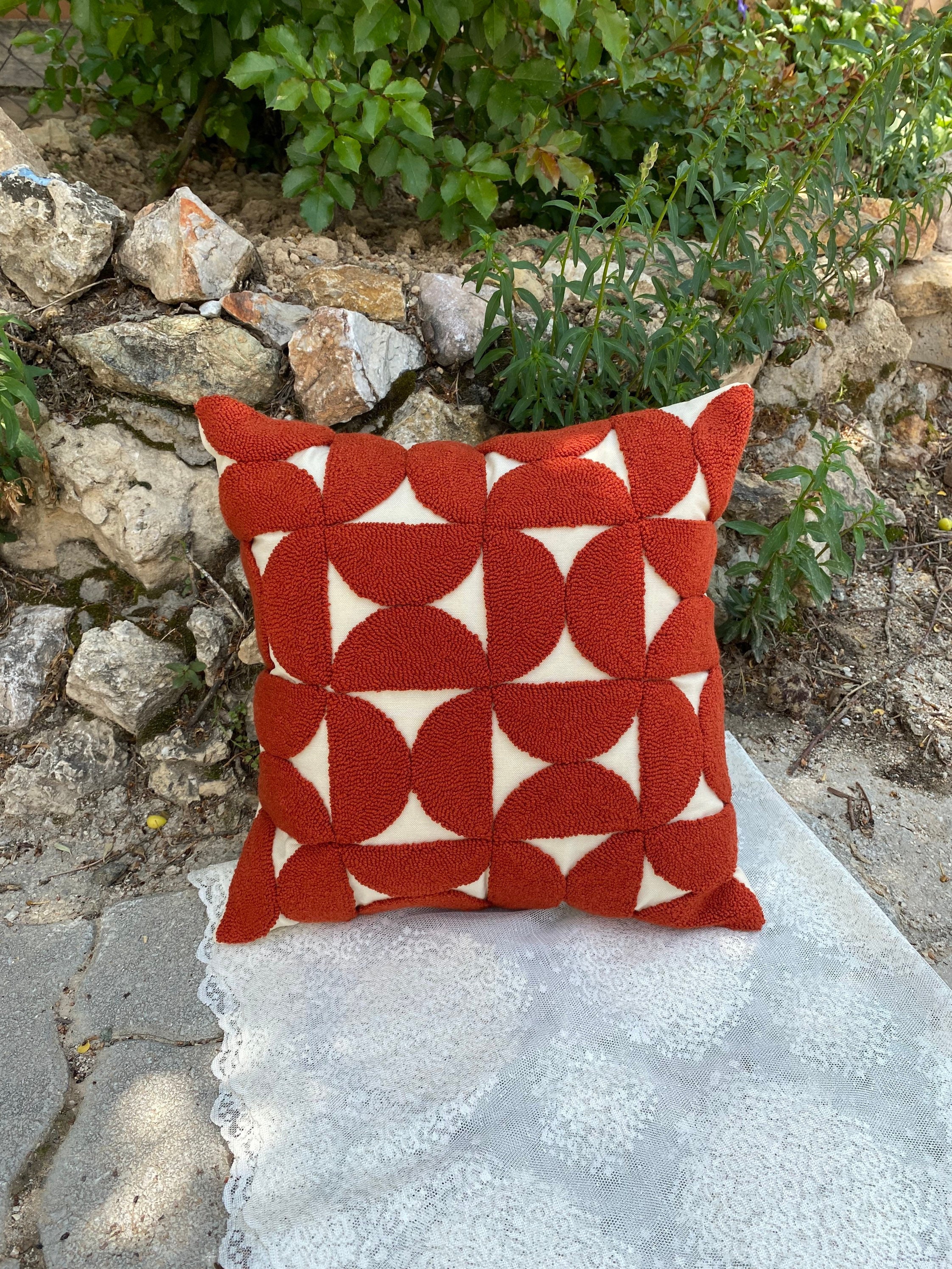 Punch Needle Pillow Cover, Pillow Case, Decorative Embroidered Cushion Cover, Pillow Covers, Geom... — photo 5 of 10
