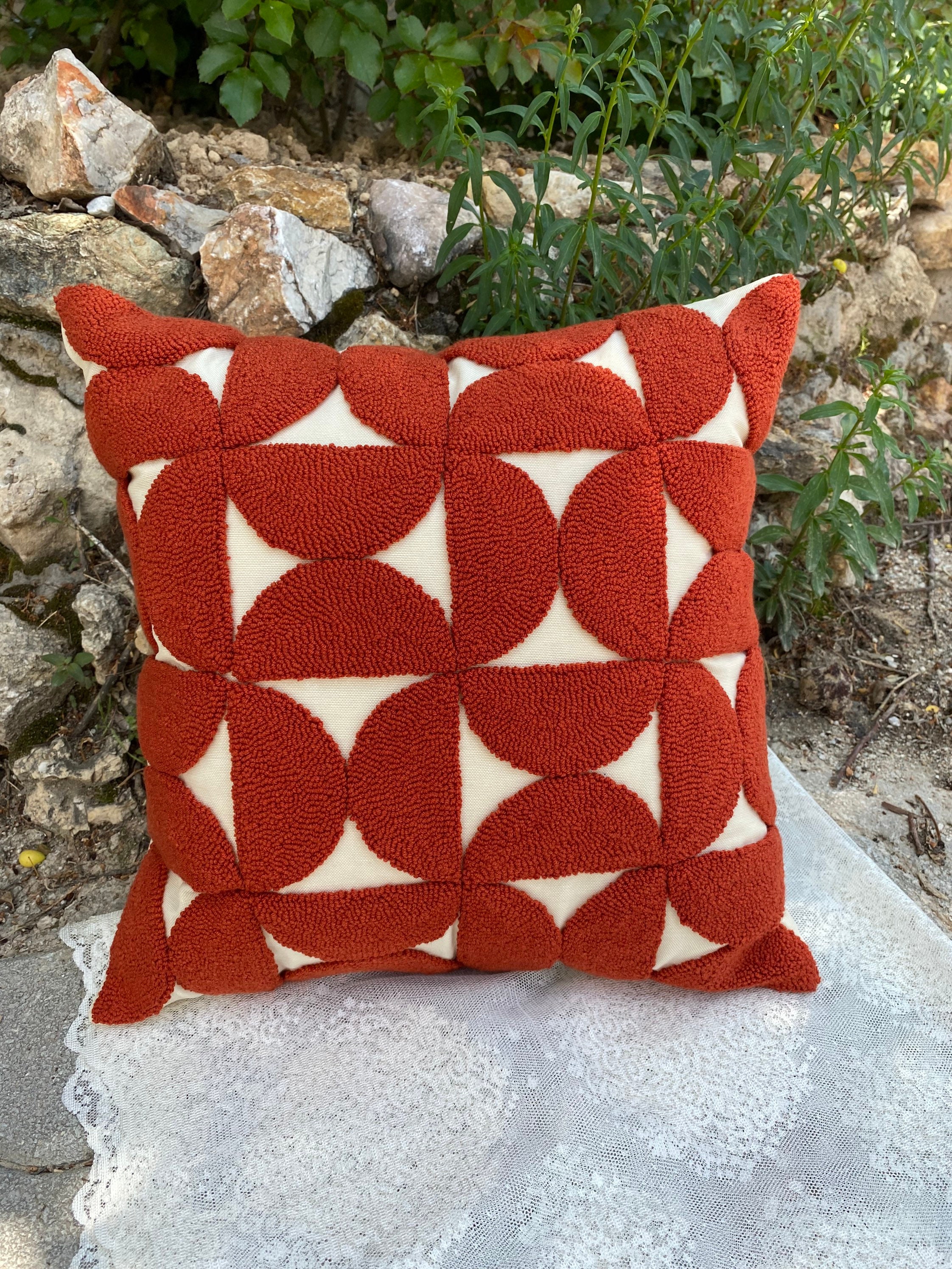 Punch Needle Pillow Cover, Pillow Case, Decorative Embroidered Cushion Cover, Pillow Covers, Geom... — photo 2 of 10
