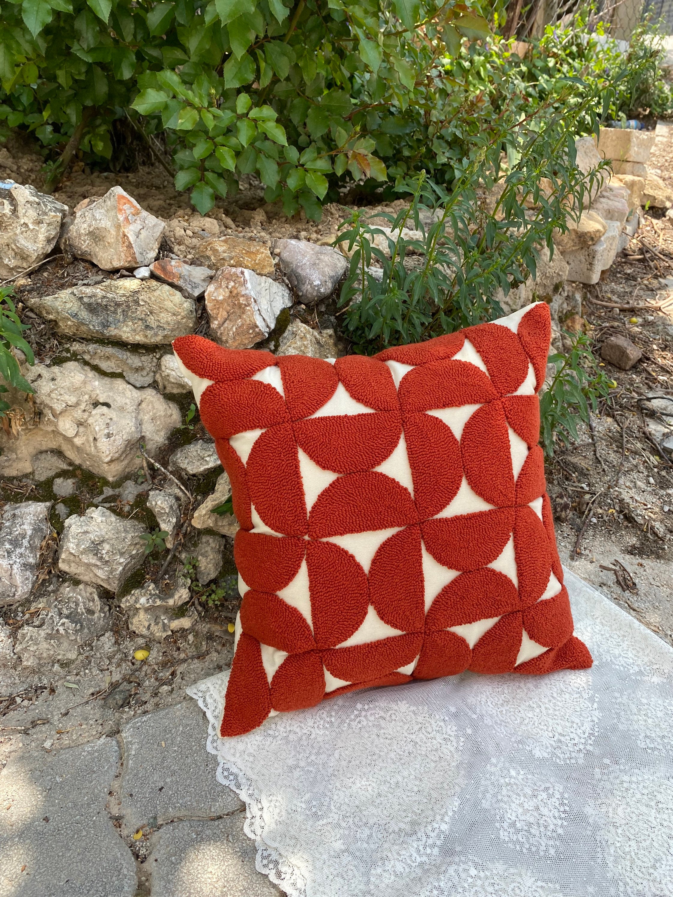 Punch Needle Pillow Cover, Pillow Case, Decorative Embroidered Cushion Cover, Pillow Covers, Geom... — photo 3 of 10