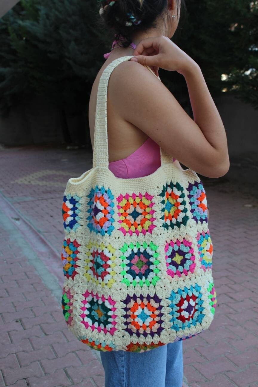 Soft Cream Beach Bag, Vintage Style Crochet Perfect Hobo, Unique Granny Square Design, Retro Summ... — photo 3 of 10