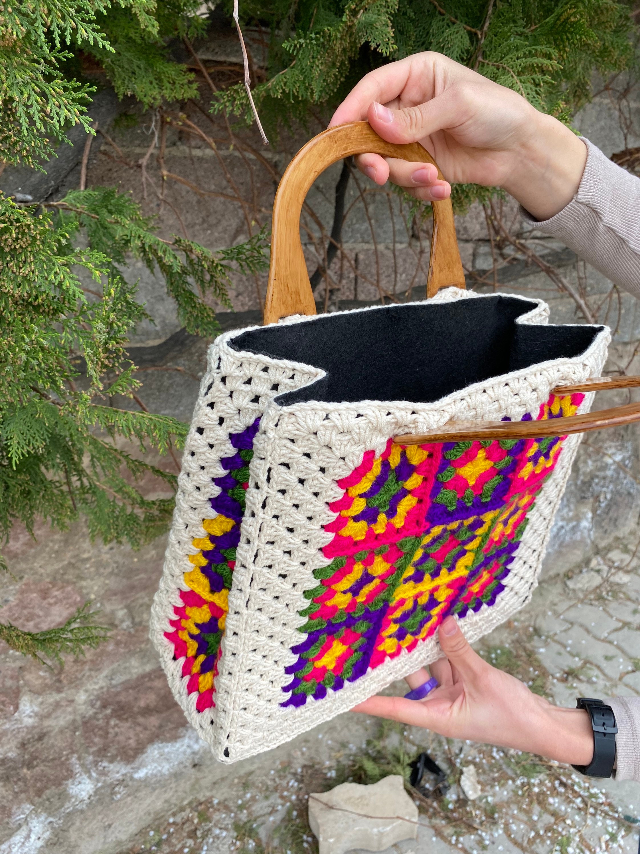 Top Handle Bag, Granny Square Bag, Afghan Crochet Purse, Crochet Tote Bag, Vintage Style, Boho Pu... — photo 3 of 12